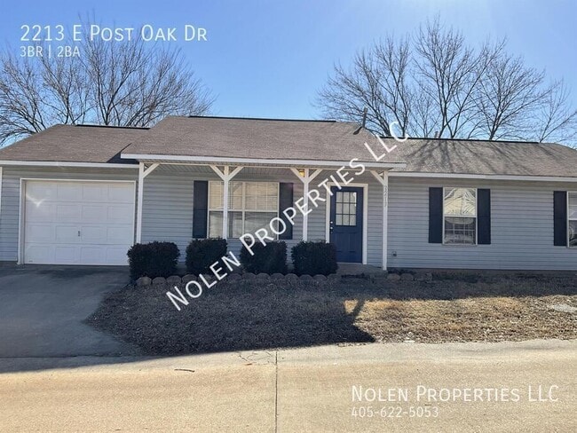 Photo - 2213 E Post Oak Dr- House