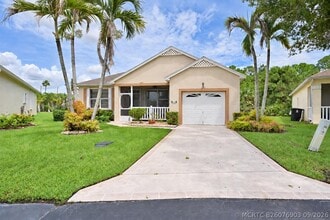 Building Photo - 545 NW Portofino Ln