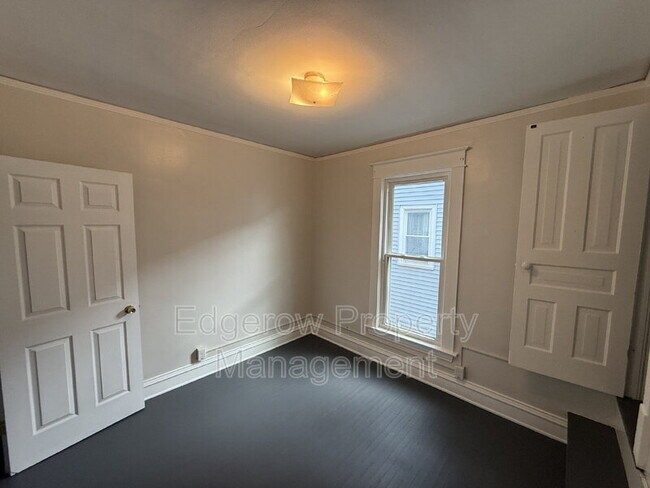 Foto del edificio - 915 Jackson St NW