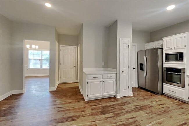 Building Photo - 2545 Falcon Chase Ct