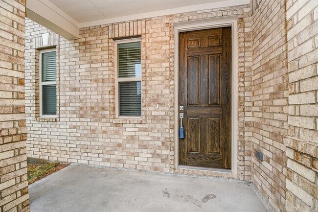 Foto del edificio - 20934 Cullen Ranch Rd