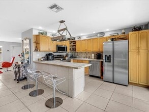 Building Photo - 3370 Beau Rivage Dr