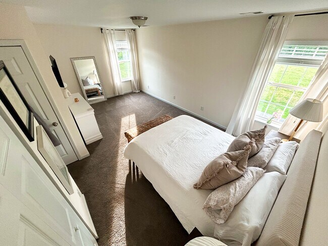 Dormitorio 1 en la planta superior - 325 Hancock Union Ln