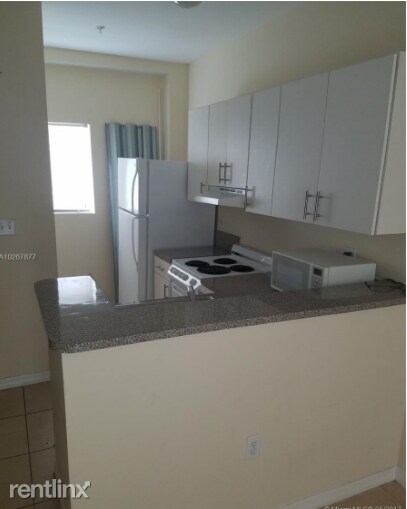 Foto del edificio - 853 SW 2nd St