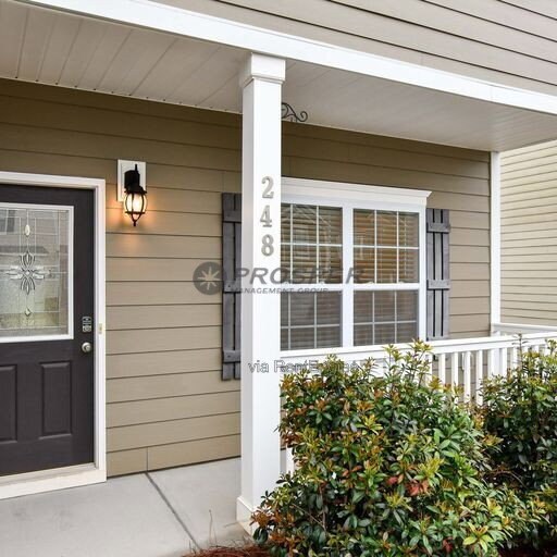 Foto del edificio - 248 Elmhaven Dr