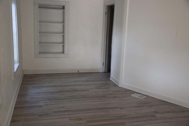 Foto del edificio - 326 Dixie St