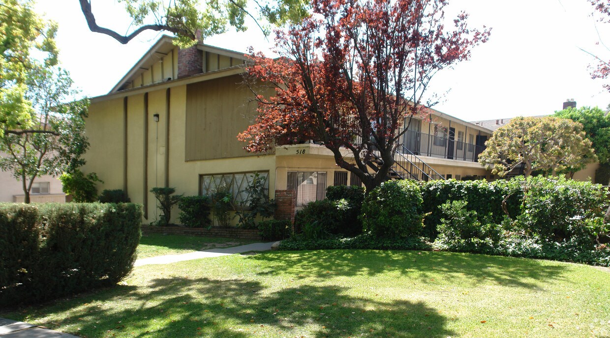 Primary Photo - 518 E Washington Blvd