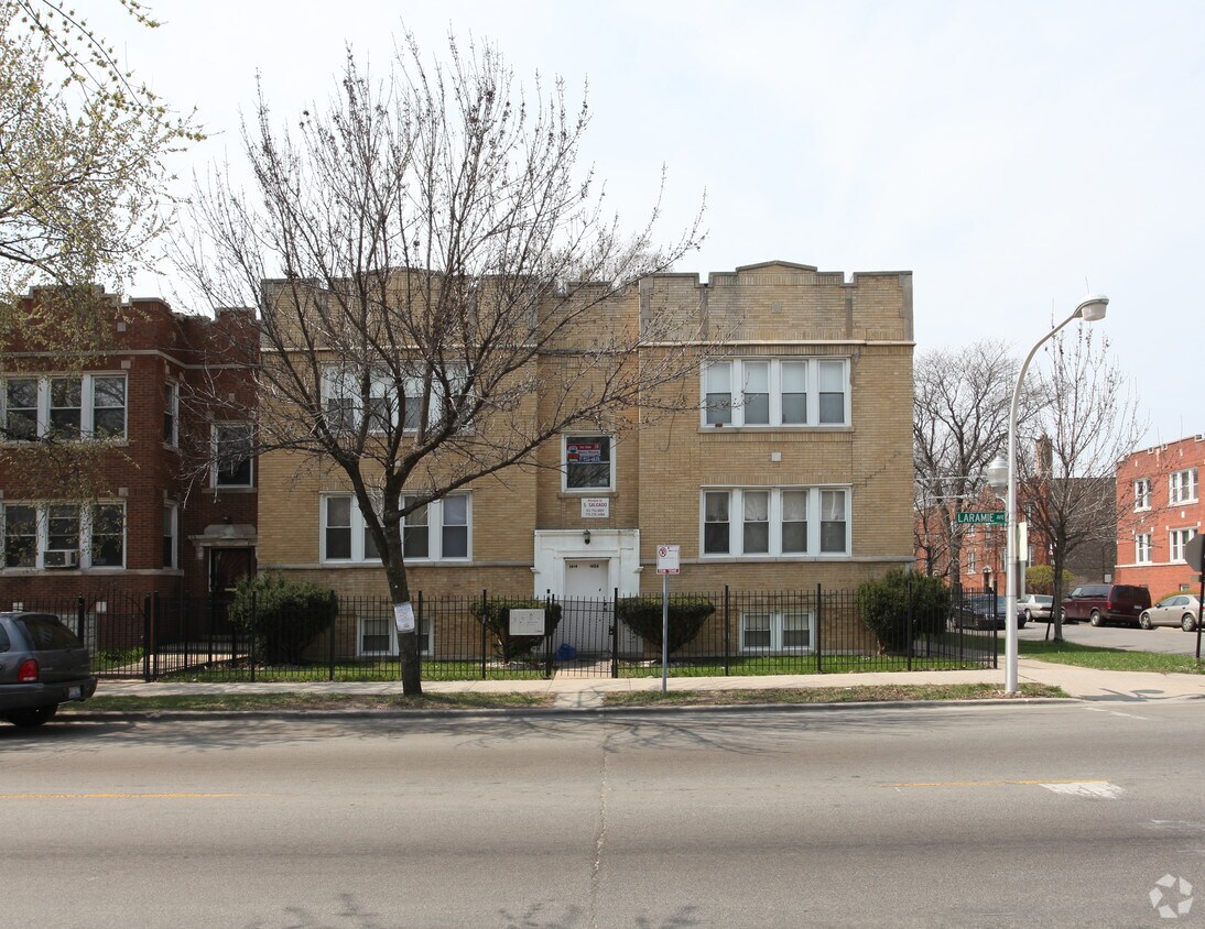 Foto del edificio - 1456 N Laramie Ave