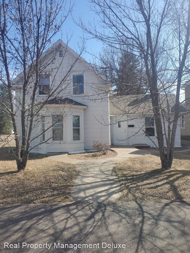 2 br, 1 bath House 501 S 8th St House for Rent in Brainerd, MN