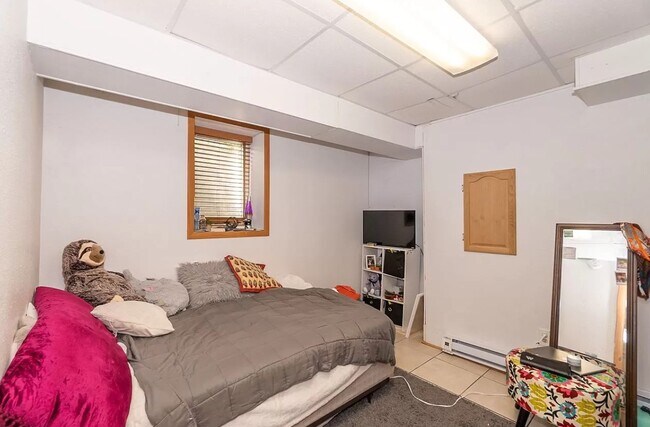 Foto del edificio - 2303 Olive St
