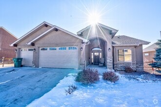 Building Photo - 1085 Diamond Rim Dr