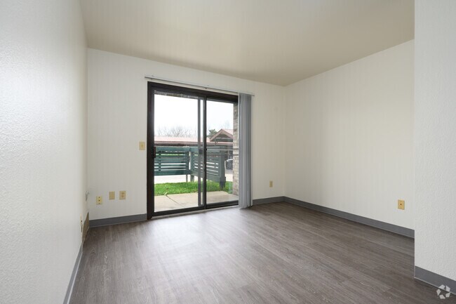 The Wexford - Sala de estar - Benson Hills Apartments