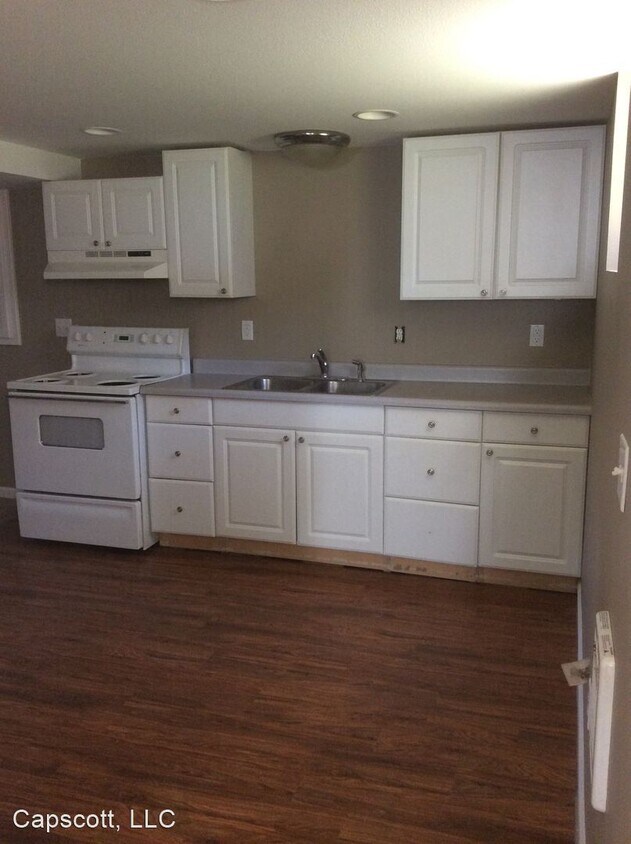 Foto principal - 1 br, 1 bath Apartment - 3727 SE Cora St.
