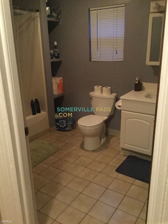 Building Photo - 26 Highland Ave