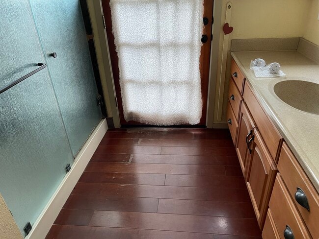 Bathroom - 1100 38th Ave