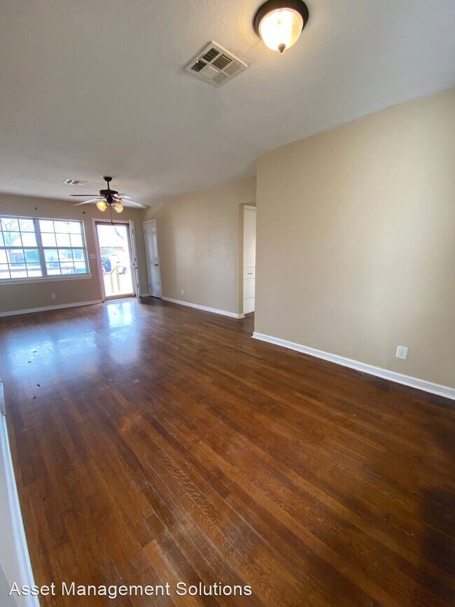 Foto del edificio - 3 br, 1 bath House - 1332 Regent St.
