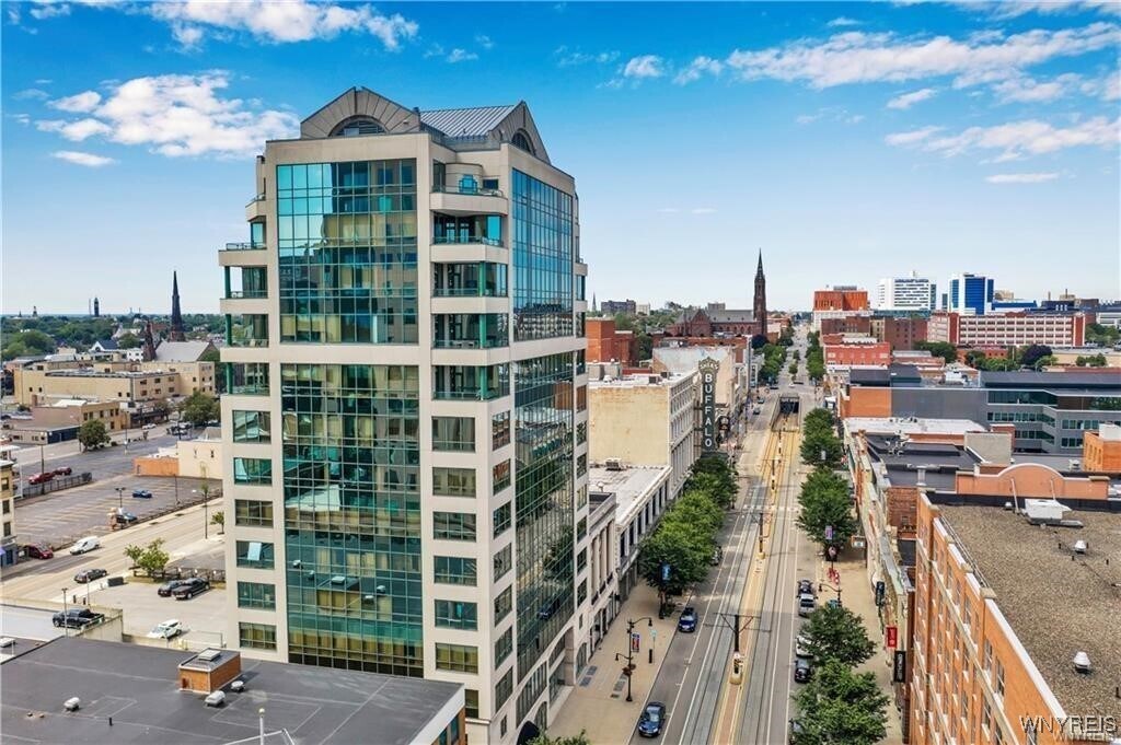 Foto principal - 600 Main St