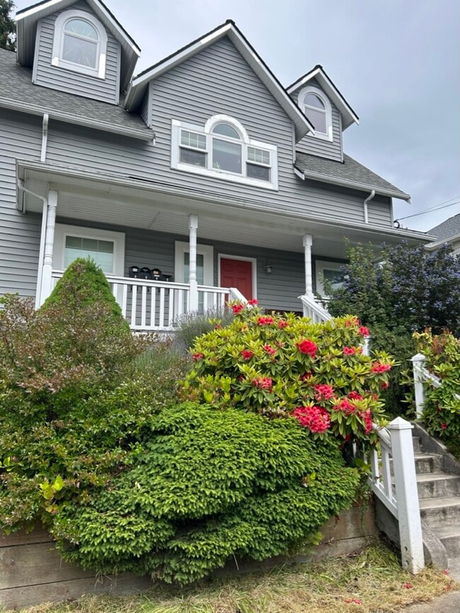 Entrance and porch - 2356 NW 67th St