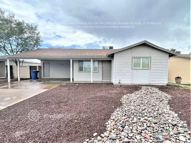 Building Photo - 1222 W Hermosa Dr