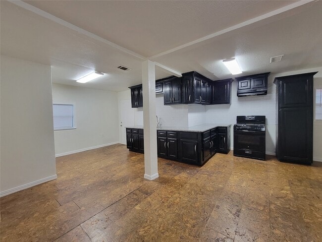 Building Photo - 620 Lacewood Dr