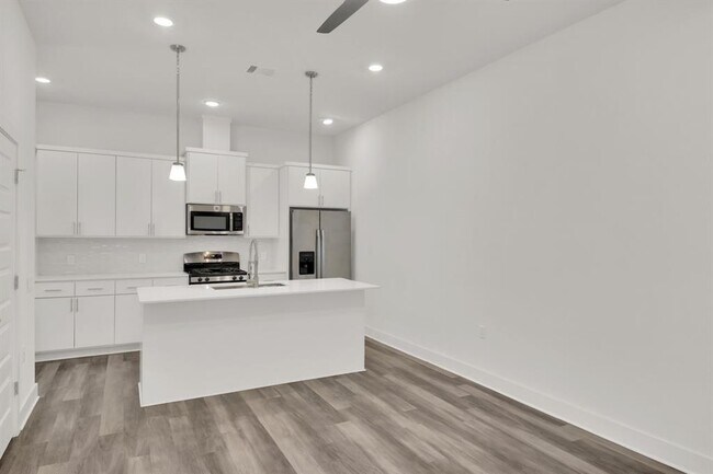 Foto del edificio - 6325 Ponca St