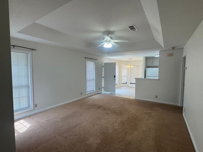 Building Photo - Patio Home with Great Location