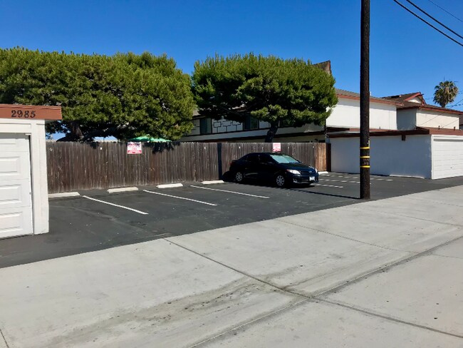 Foto del edificio - 2985 Mendoza Dr