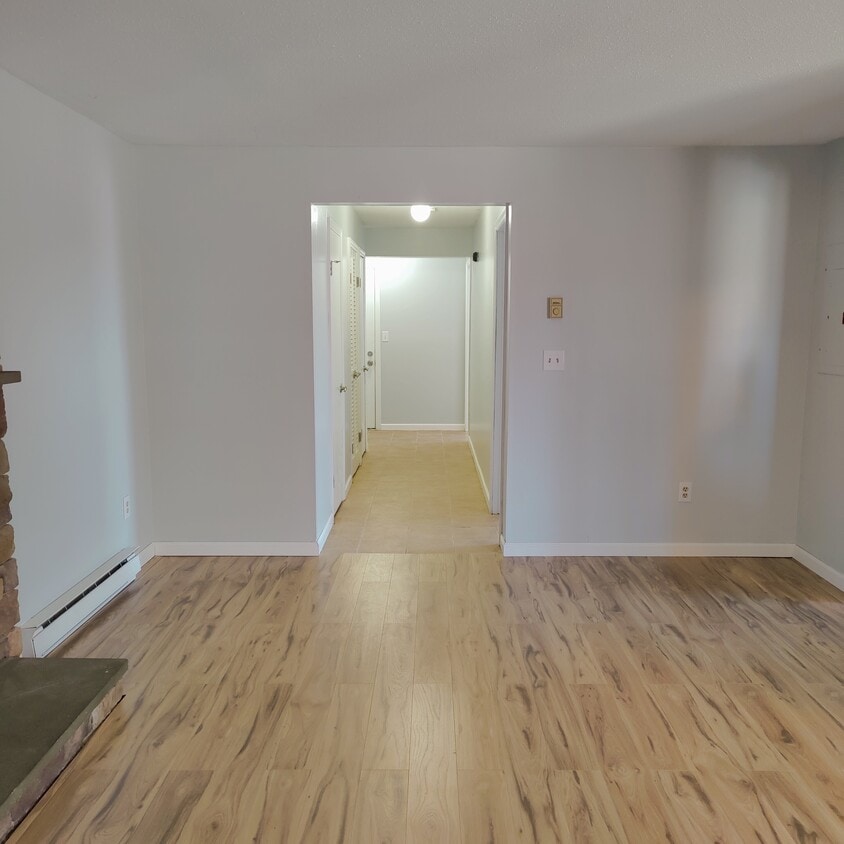 Primary Photo - 140 Hamden Ave