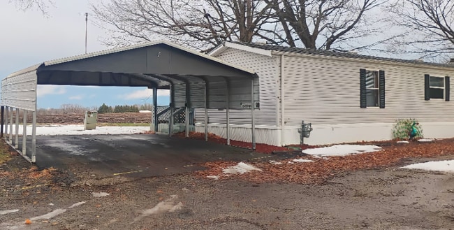 Building Photo - 1100 W Locust St