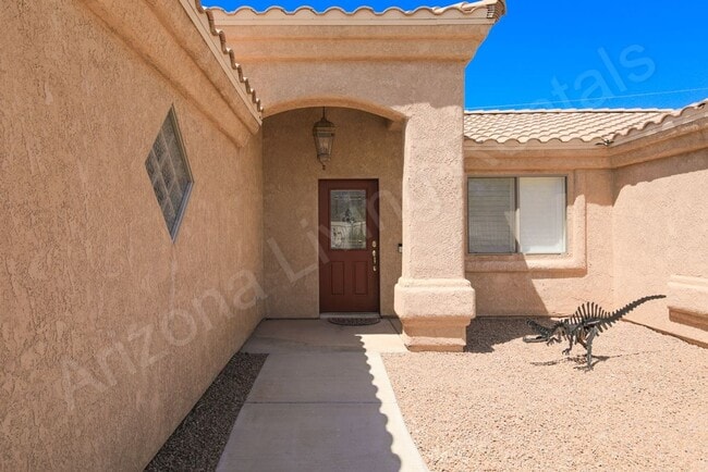 Building Photo - FURNISHED RENTAL AVAILABLE NOW!