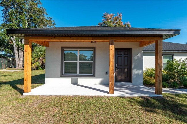 Foto del edificio - 519 SW 19th Ave