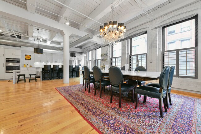 Building Photo - 109 Beach St