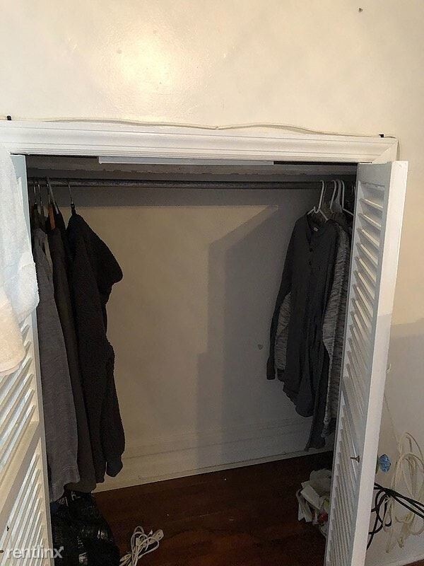 Foto del edificio - 1 br, 1 bath Apartment - 20 Parkway West 1