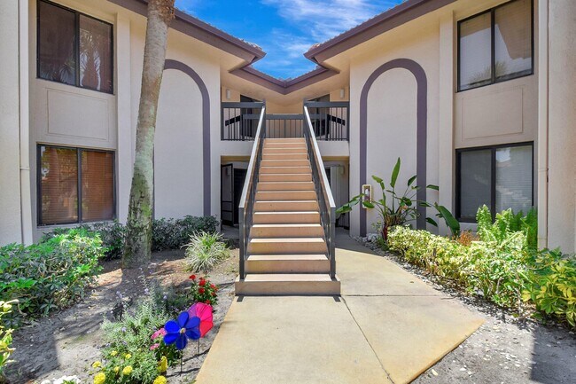 Building Photo - 5151 W Club Cir