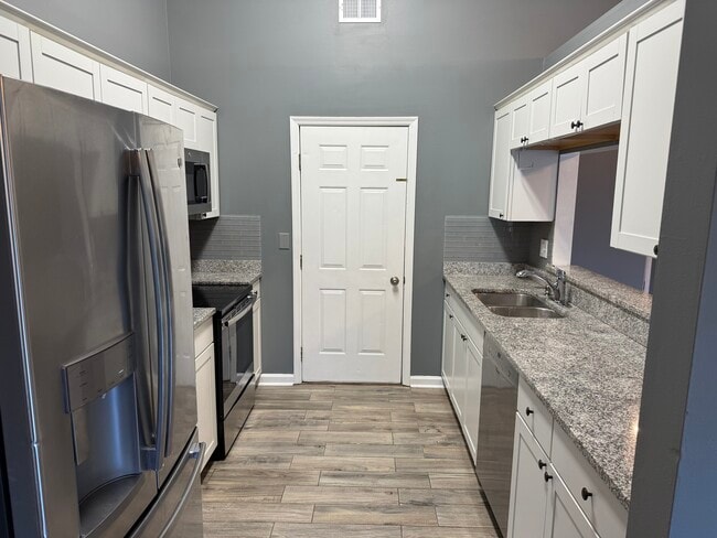 Building Photo - 2499 Harrods Pointe Trce