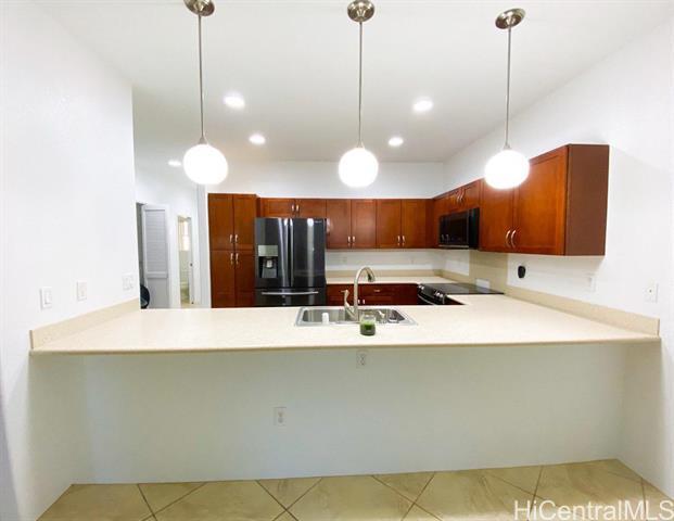 Building Photo - 469 Manawai St