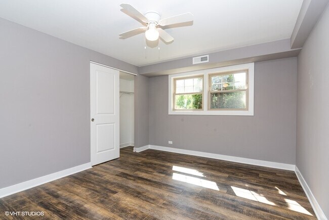 Foto del edificio - 6527 N Seeley Ave