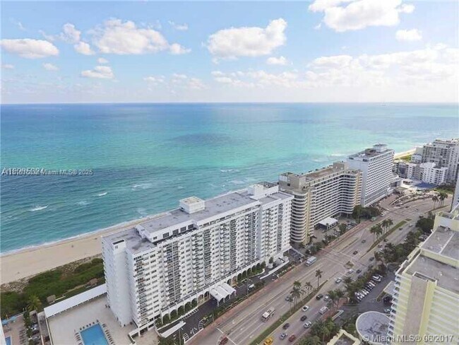 Building Photo - 5601 Collins Ave