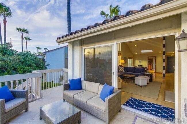 Foto del edificio - Condo on the Water