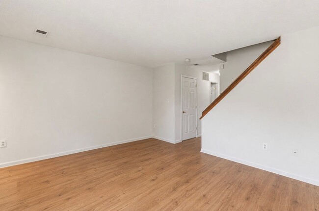 Building Photo - 18315 Leman Lake Dr