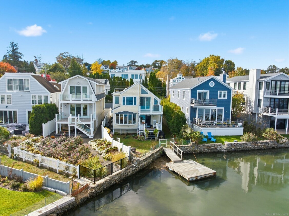 Foto principal - 205 Hillspoint Rd
