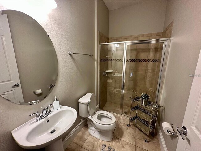 Foto del edificio - 9569 Royal Estates Blvd
