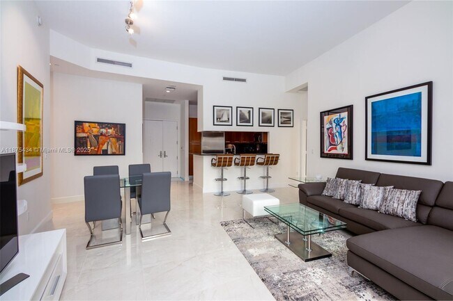 Foto del edificio - 901 Brickell Key Blvd