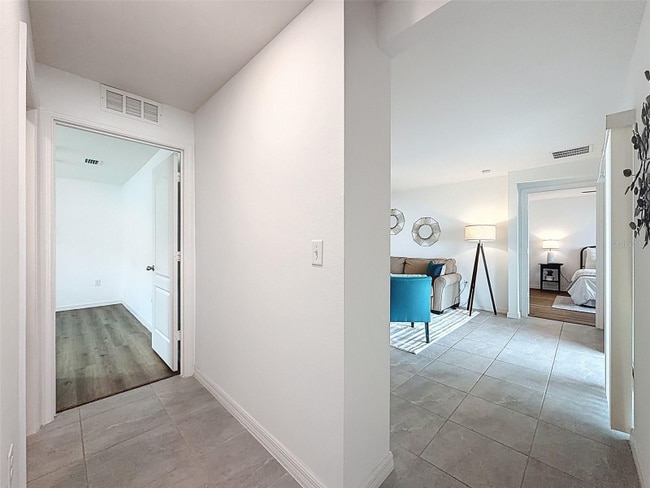 Building Photo - 12943 Impatiens St