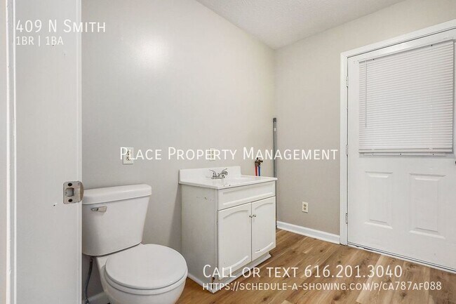 Foto del edificio - 409 N Smith St