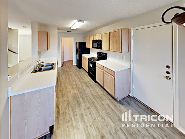Building Photo - 1428 Junction Run