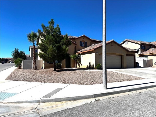 Building Photo - 12327 Ojo Caliente St