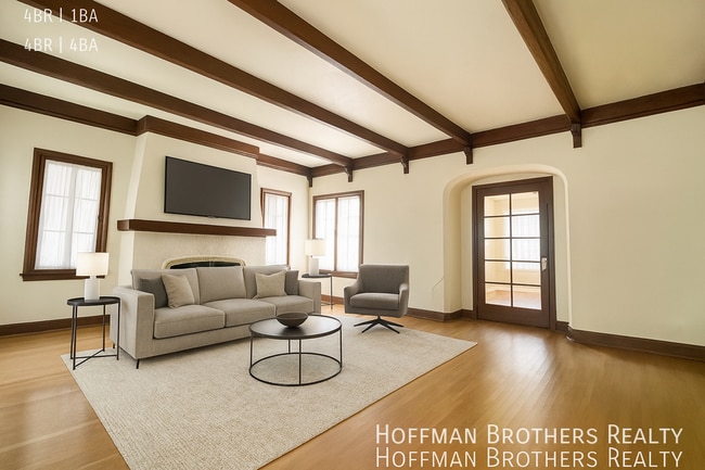 Building Photo - 753 S Ogden Dr