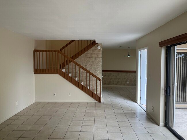 Foto del edificio - 4803 Waterview Cir