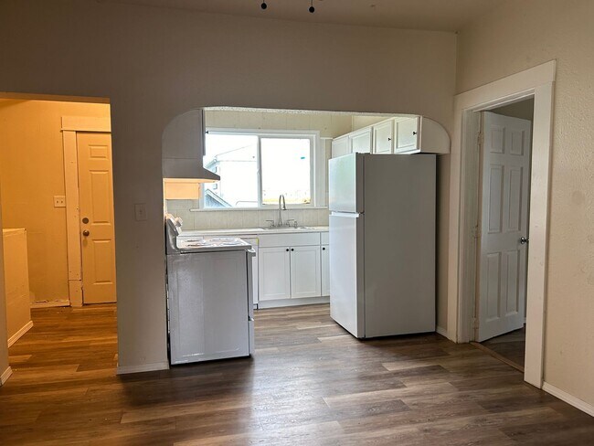 Foto del edificio - Fresh 3 bed 1 bath home